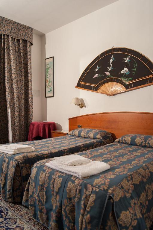 Vip Hotel Пьяченца Номер фото